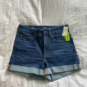 aero high rise midi shorts